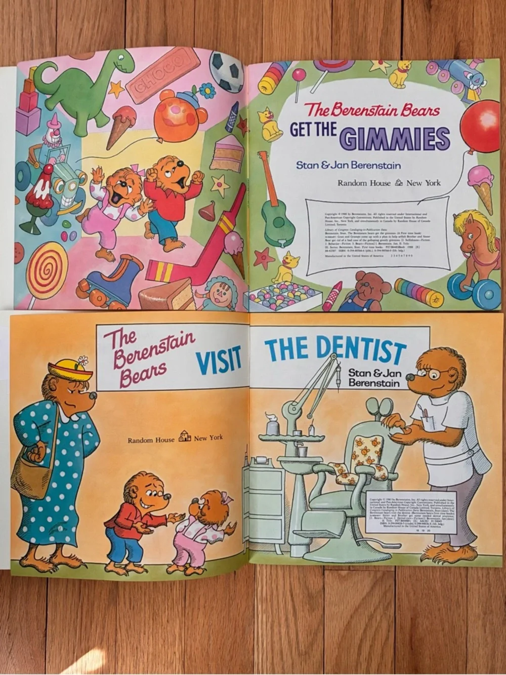 The Berenstain Bears, 2 FIRST TIME BOOKS, Softcover, with 2 Hand Puppets, 1980s